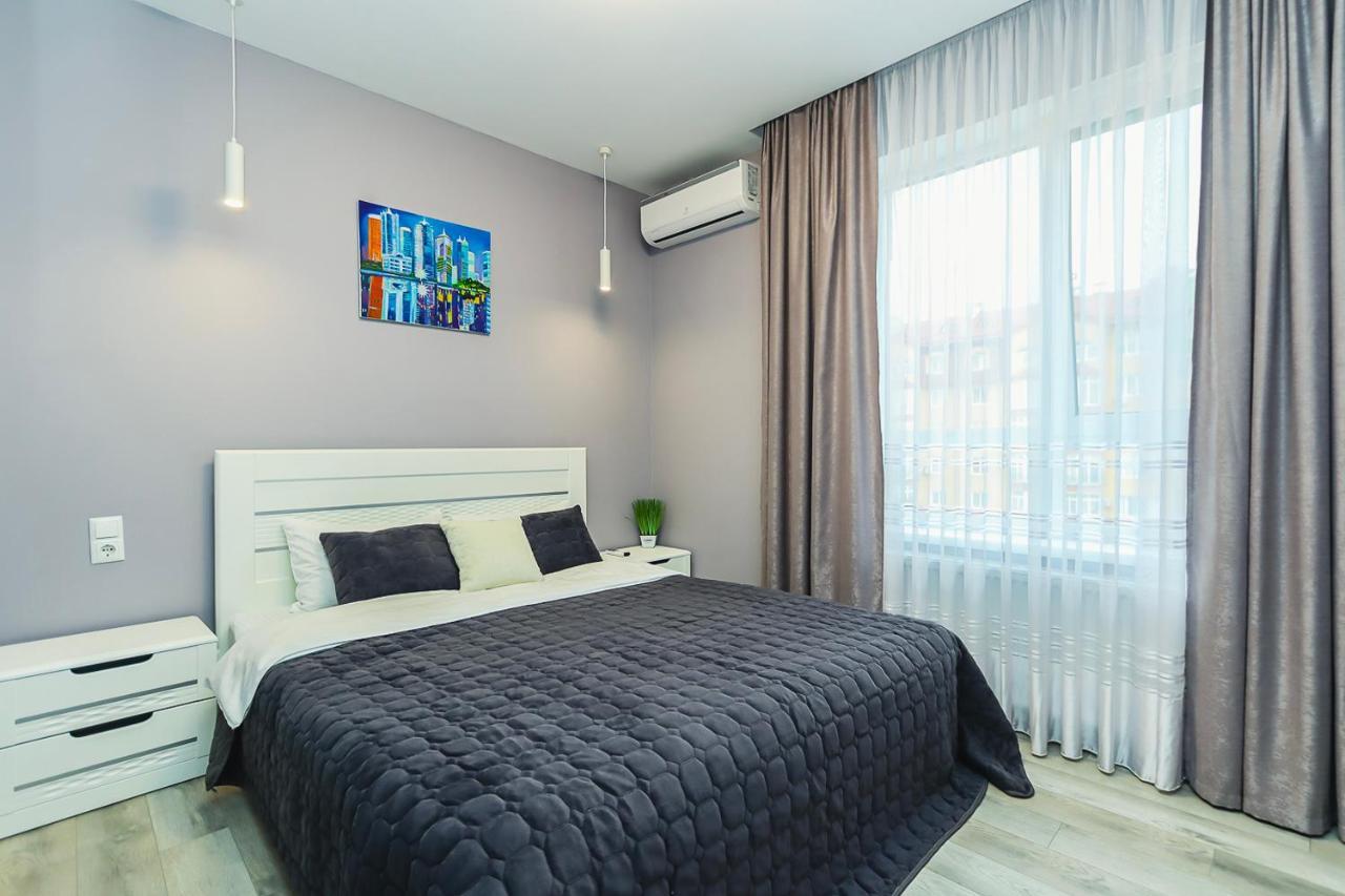 Premium Apartment On Belvedere Ivano-Frankivsk Exterior photo